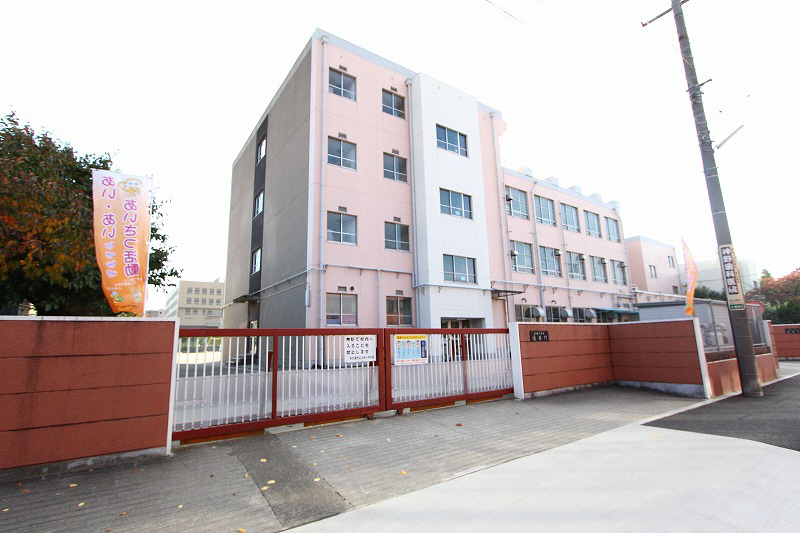 Primary school. Shoho to elementary school (elementary school) 234m