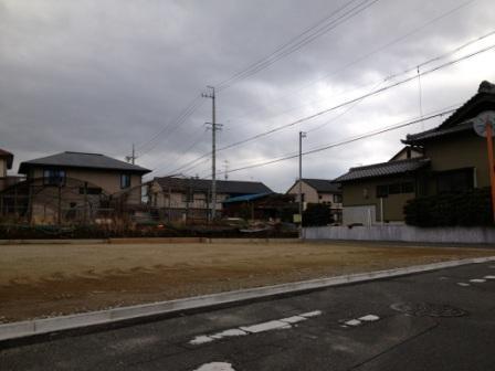 Local land photo. Corner lot there Real Estate Consultation, We are held from time to time the building sneak preview! Please feel free to contact us, We look forward to ☆