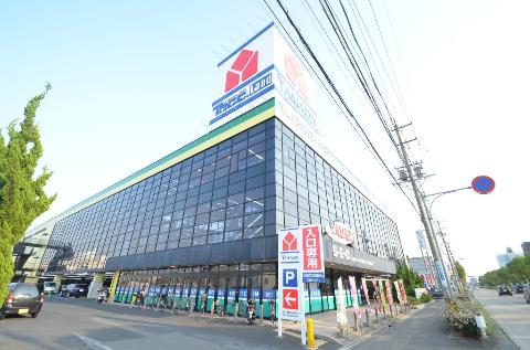 Other. Yamada Denki Tecc Land 556m to Nagoya head office (Other)