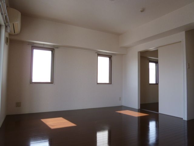 Living and room. Kitchen seen from the living room