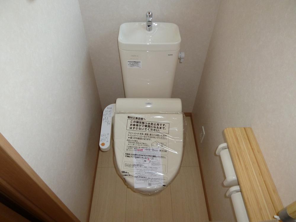 Toilet. ◆ There are two places ◆