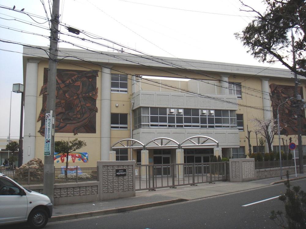 Junior high school. Ta Kou 280m until junior high school