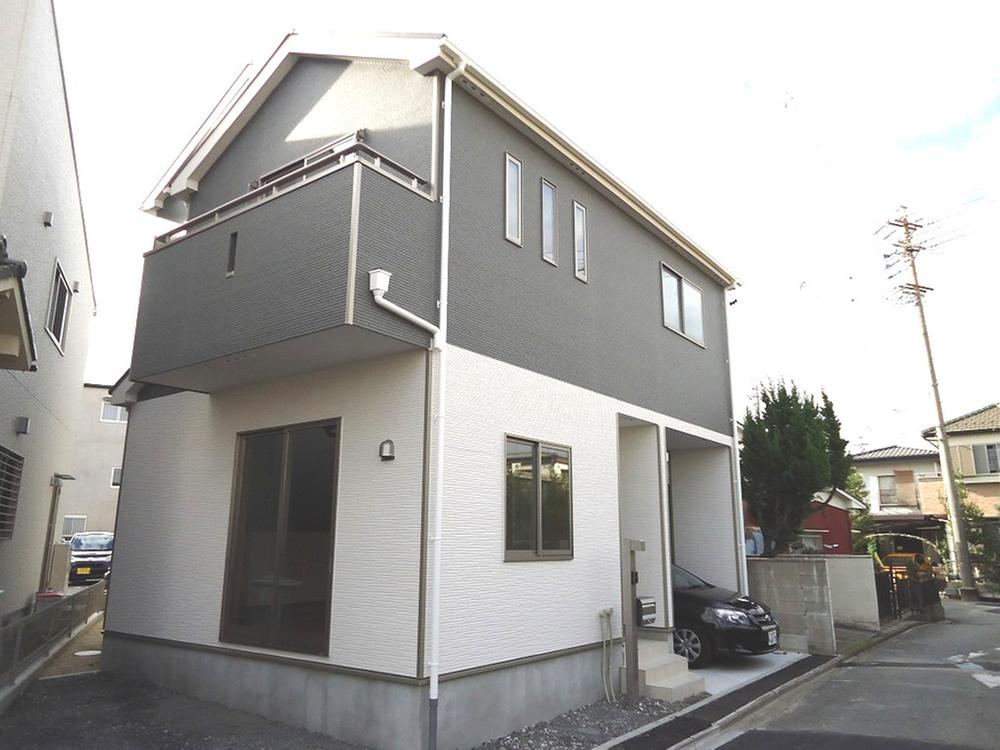 Local appearance photo. Local (10 May 2013) Shooting