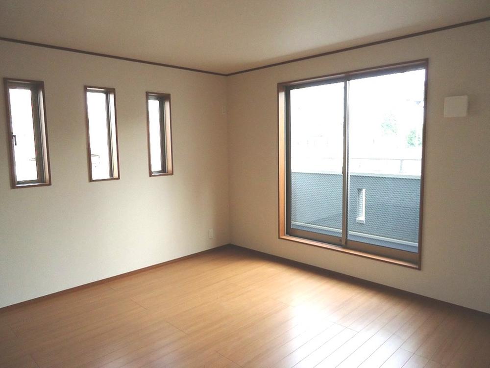 Non-living room. Indoor (10 May 2013) Shooting