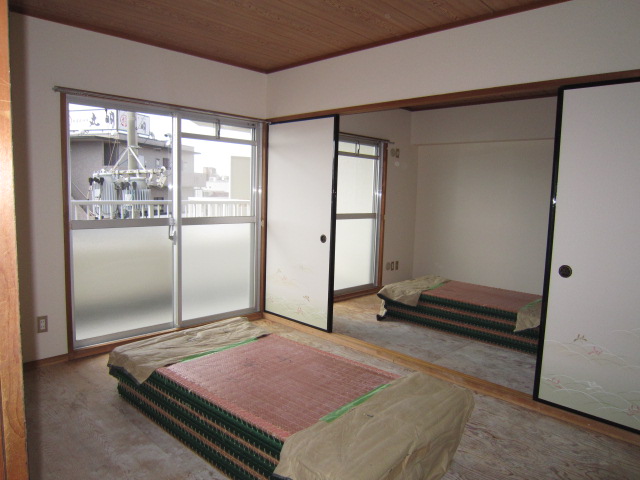 Other room space. Tatami Japanese-style is laid from fixed have any tenants