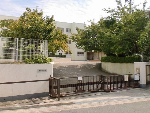 Primary school. 1023m to Nagoya Municipal Yatomi Elementary School