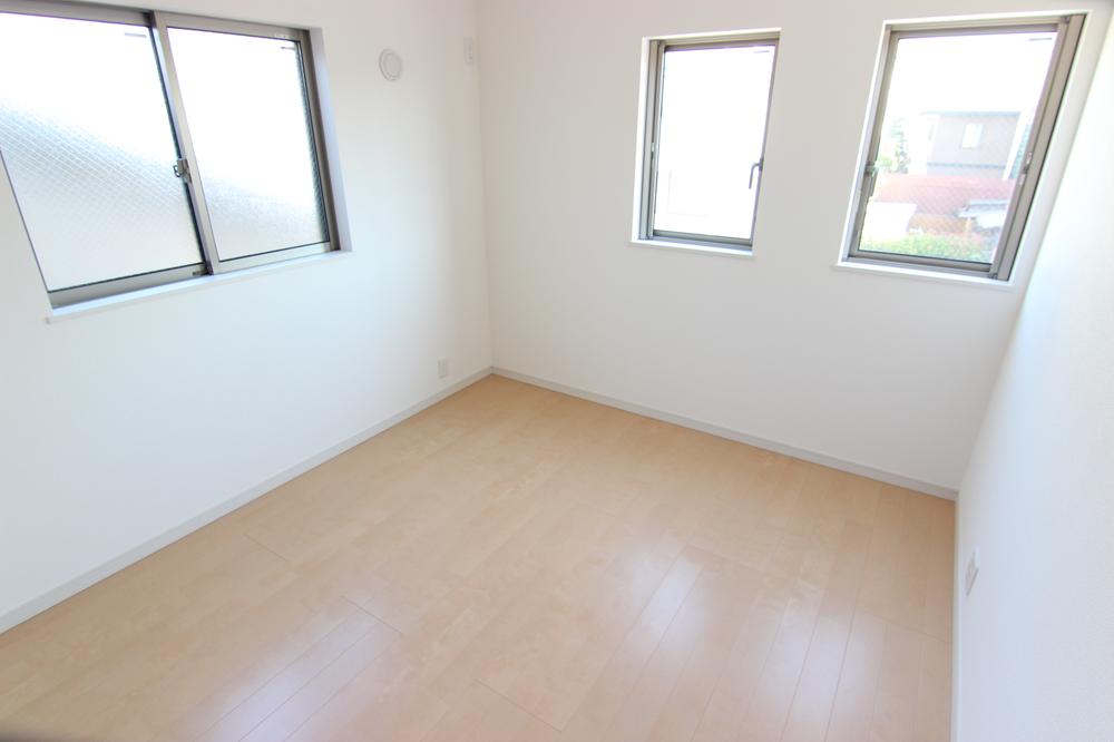 Other introspection. Indoor shooting