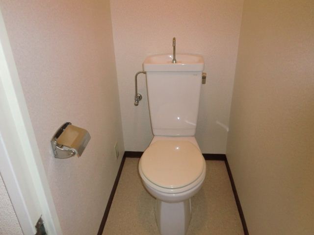 Toilet. There are outlet!