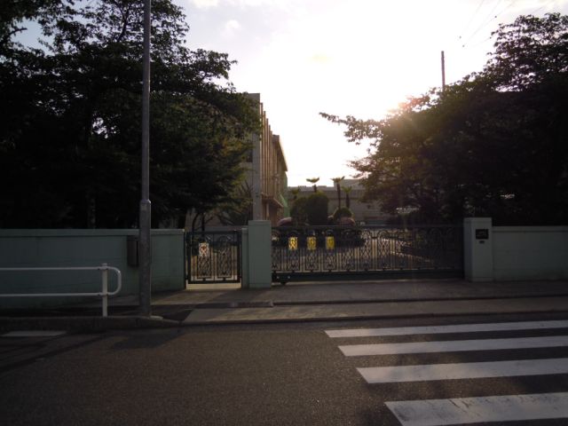 Primary school. Municipal Honami up to elementary school (elementary school) 430m