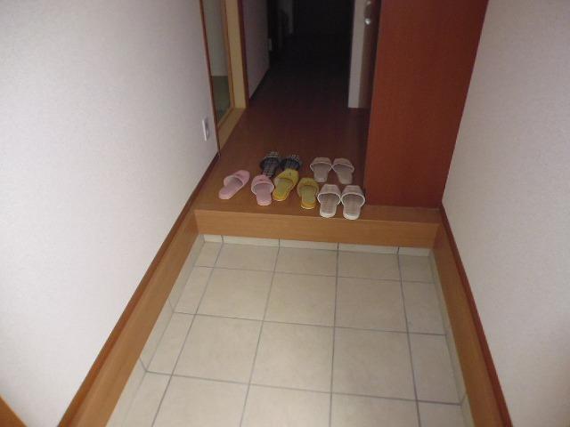 Entrance. 2013.12.7 Shooting