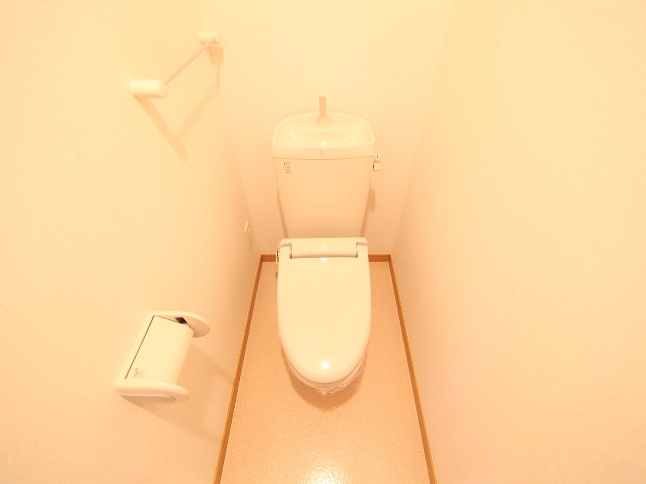 Toilet. bus ・ Restroom With heating toilet seat