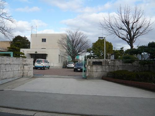 Junior high school. 1583m to Nagoya Municipal Hagiyama junior high school