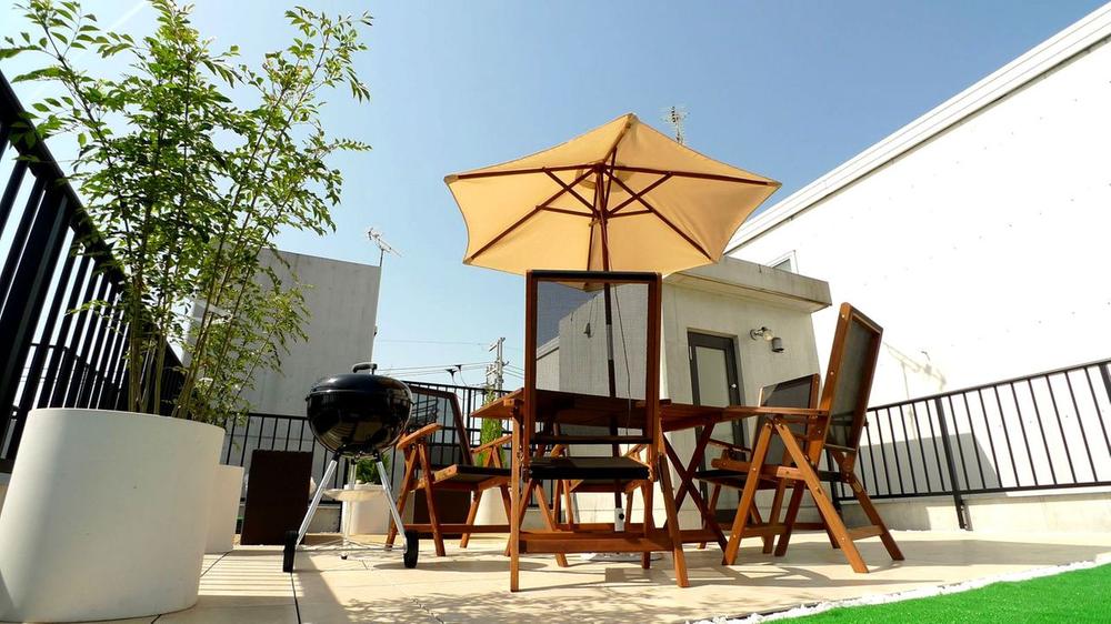 Same specifications photos (Other introspection). Rooftop balcony Same specifications Photos