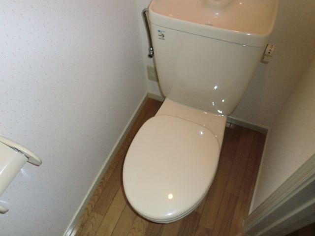 Toilet. Attaching therefore outlet You can also install the Washlet! 