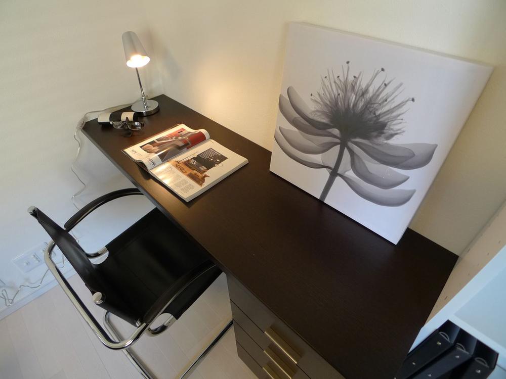 Same specifications photos (Other introspection). DEN (study) space Same specifications photos (F Building)