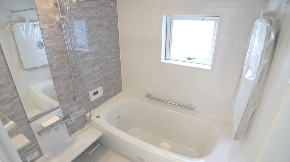 Same specifications photo (bathroom). 1 square meters or more wide, It is comfortable and relaxing bath. 