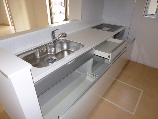 Kitchen. 2013.9.20 shooting