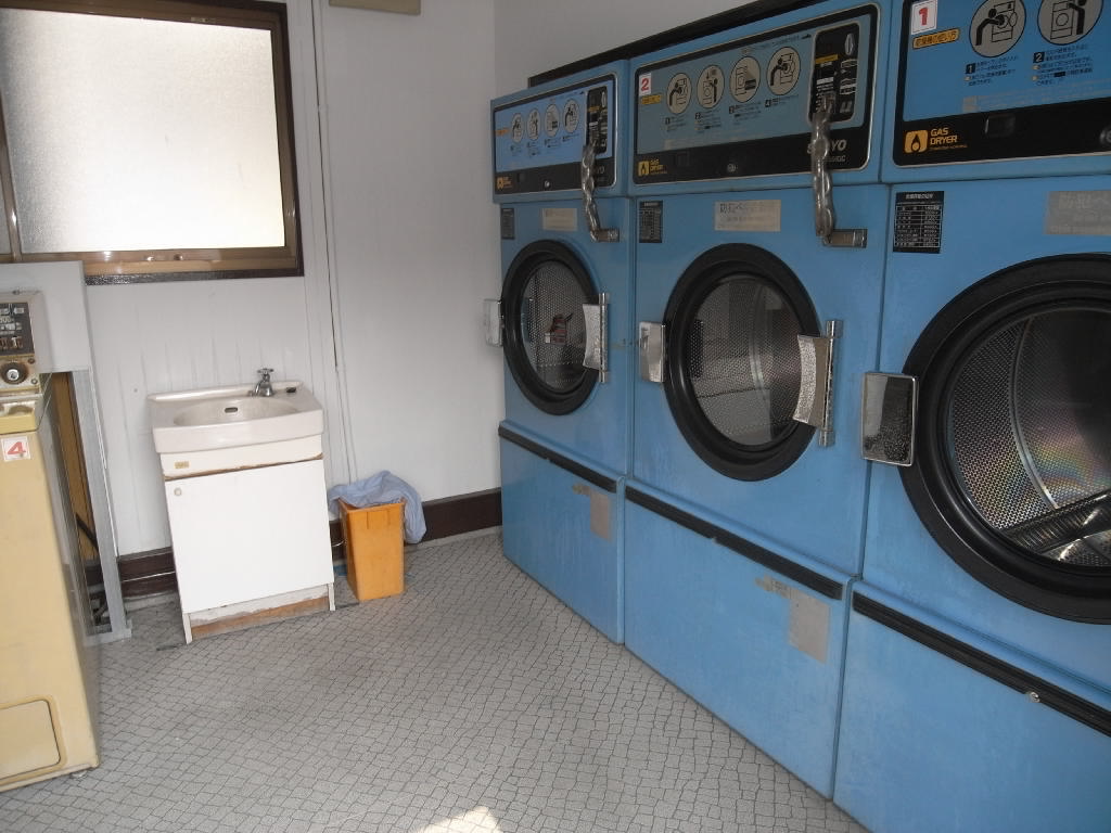 Other common areas. With coin-operated laundry in 1F