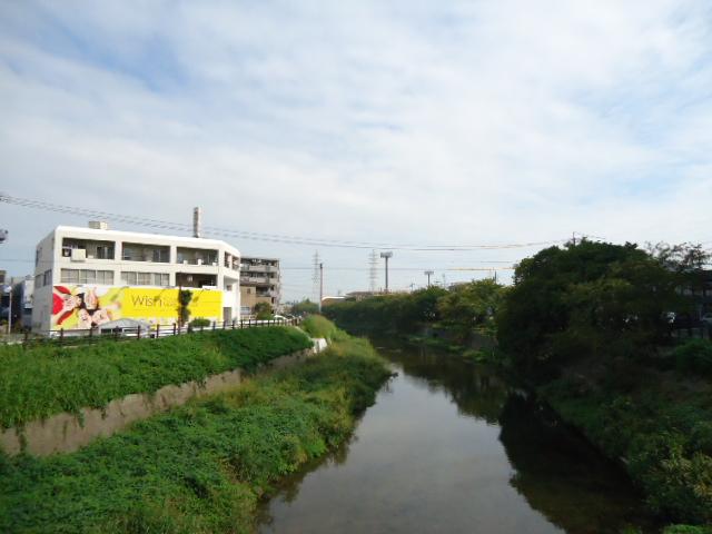 Other. A 5-minute walk of the cherry blossoms, "Yamazaki River"