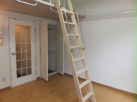 Living and room. closet ・ With loft