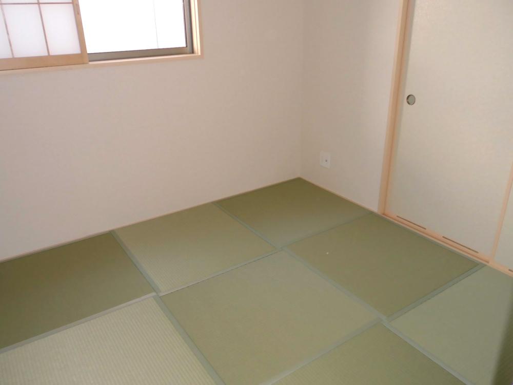 Non-living room. Indoor (11 May 2013) Shooting