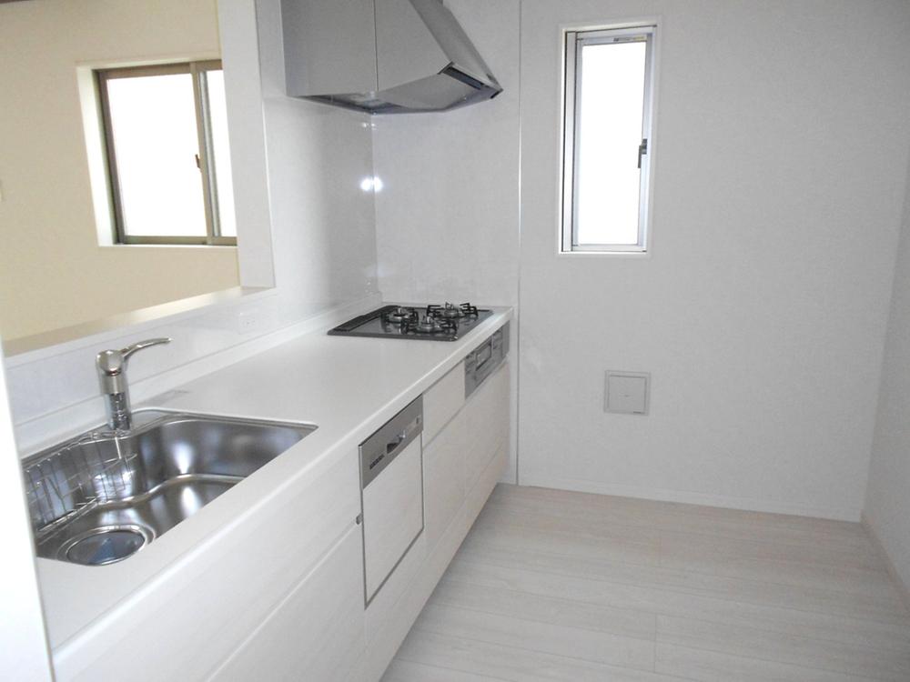 Kitchen. B Building (August 2013) Shooting