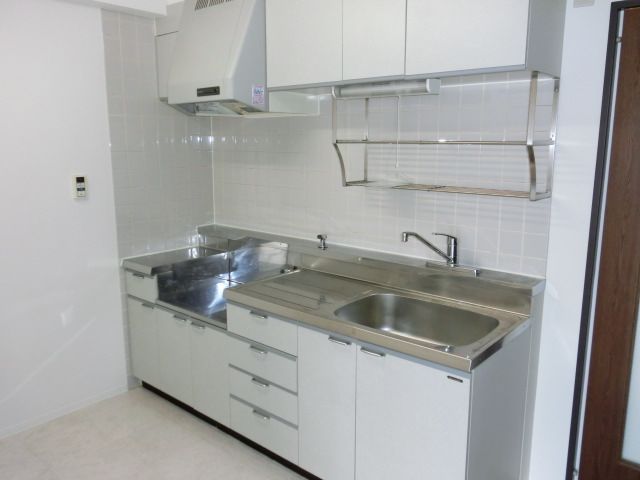 Kitchen. Gas stove installation Allowed Fully equipped kitchen