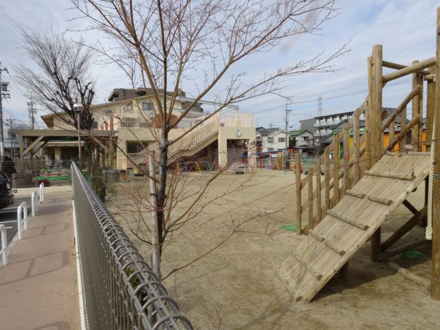 kindergarten ・ Nursery. Nursery nursery school (kindergarten ・ 820m to the nursery)