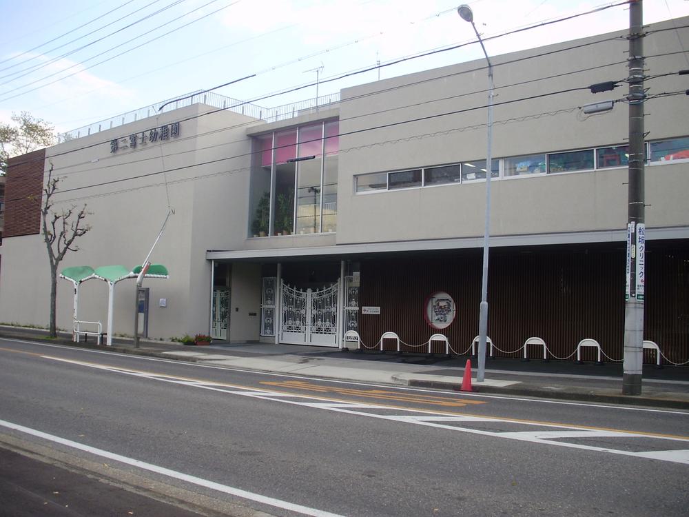 kindergarten ・ Nursery. 520m to the second Fuji kindergarten