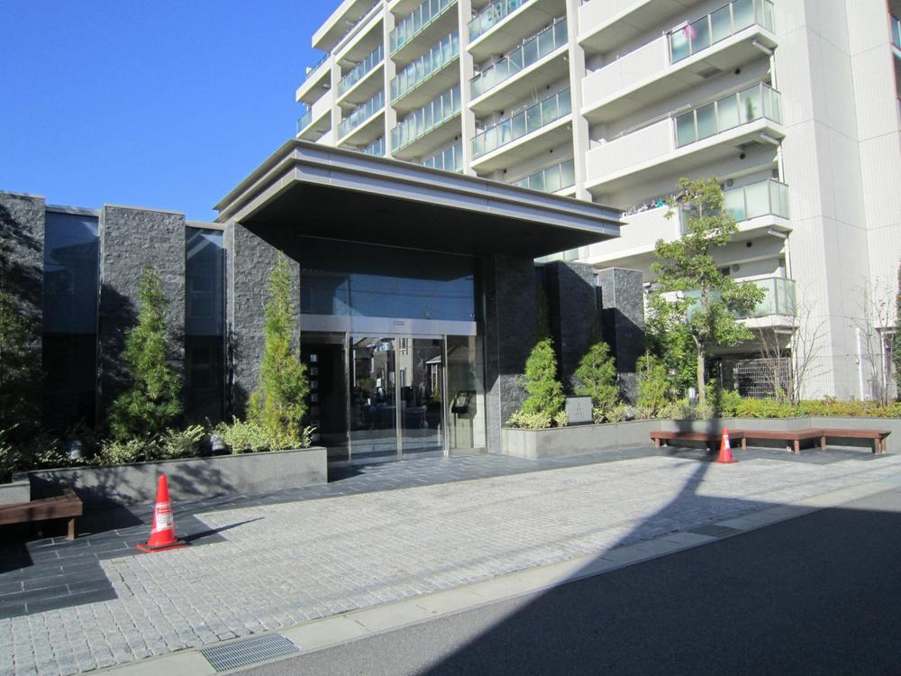 Nagoya, Aichi Prefecture Moriyama-ku, Oaza Kamishidami shaped Ueshima
