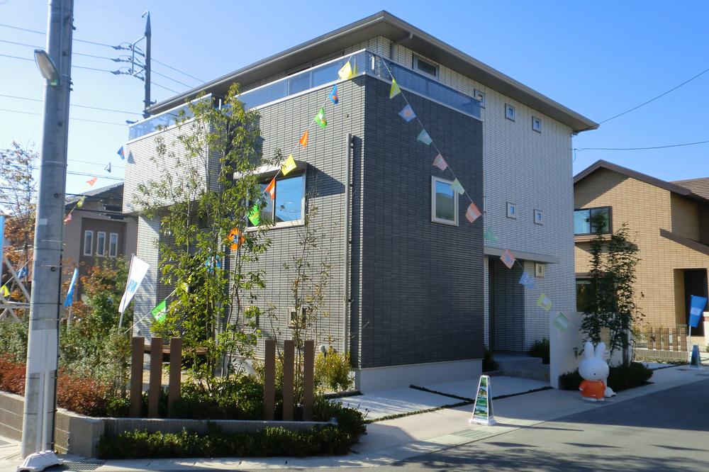 Local appearance photo. A-15 Building [Two of the "warehouse", House to enrich the storage capacity. ] (2013 November shooting)