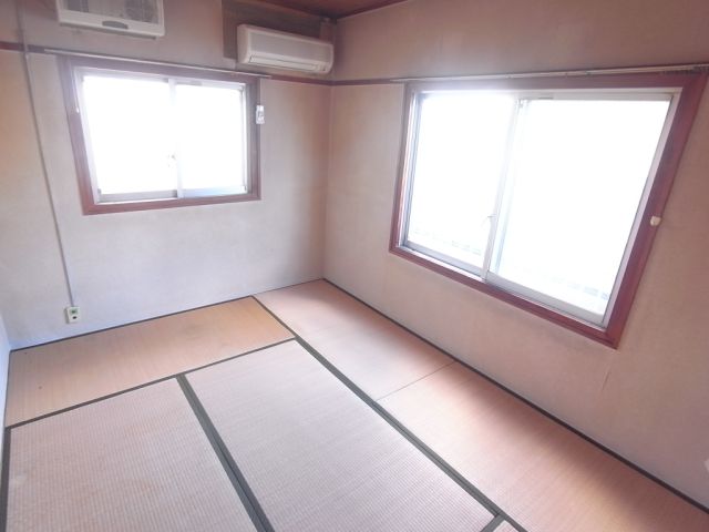 Living and room. Japanese-style room of large windows