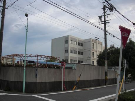 Primary school. 887m to Nagoya Municipal Nijuken'ya Elementary School