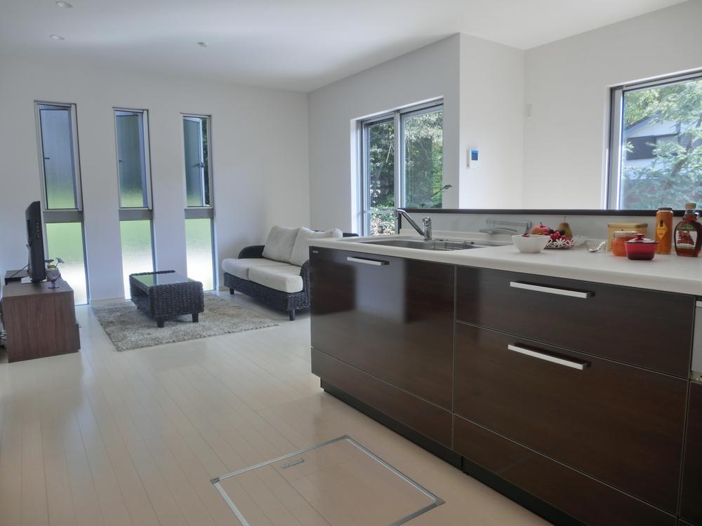 Kitchen. It becomes the kitchen of obtaining the ease-of-use.