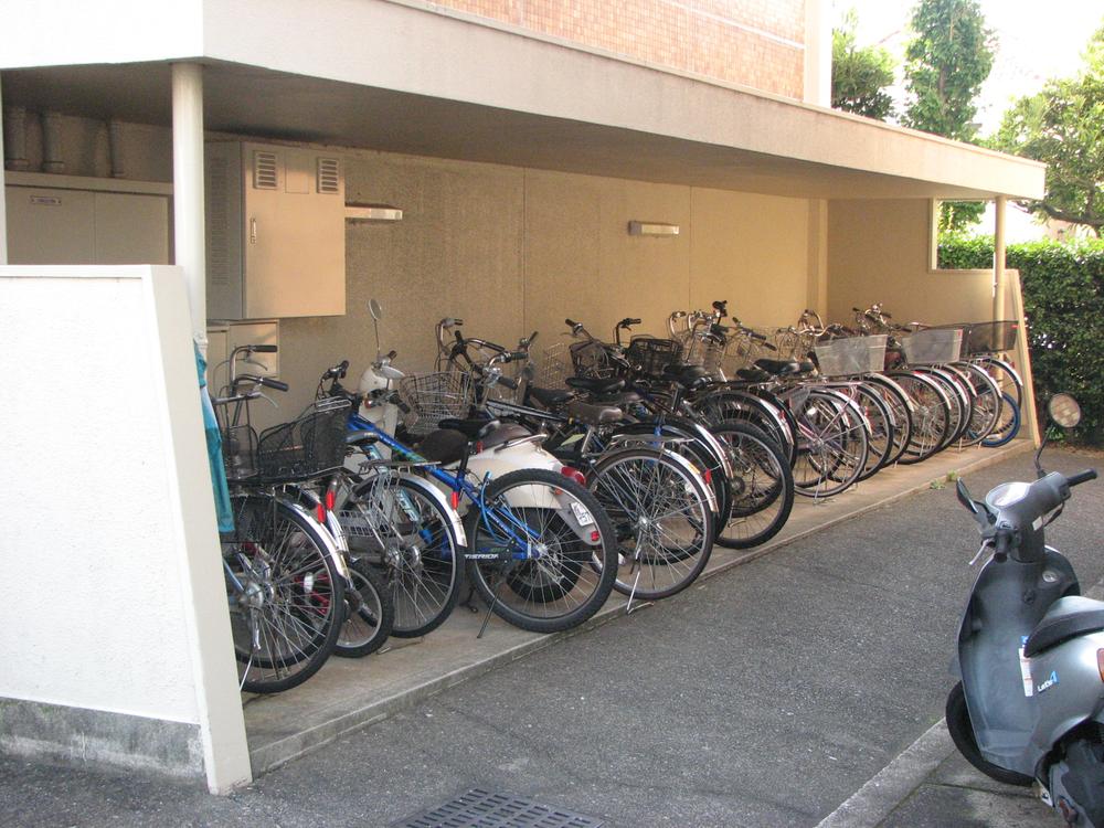 Other local. Local (09 May 2013) Shooting