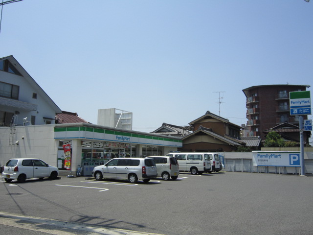 Convenience store. FamilyMart Omori Chome store up (convenience store) 229m