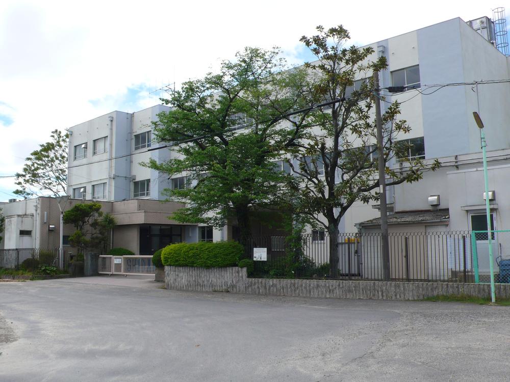 Primary school. Kokorozashidanmihigashi until elementary school 480m