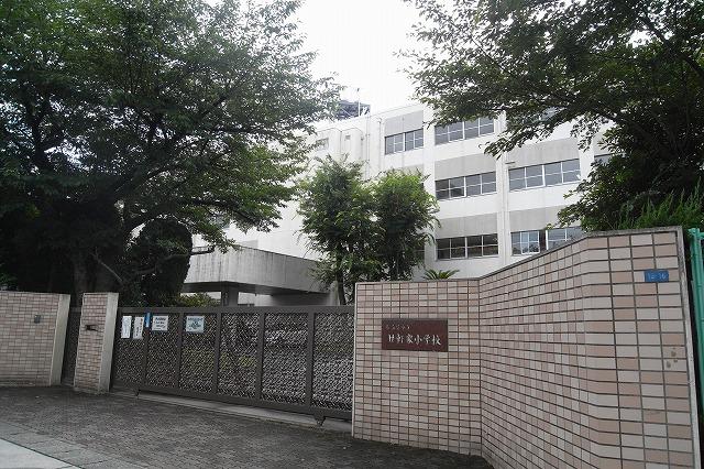 Primary school. 680m to Nagoya Municipal Nijuken'ya Elementary School