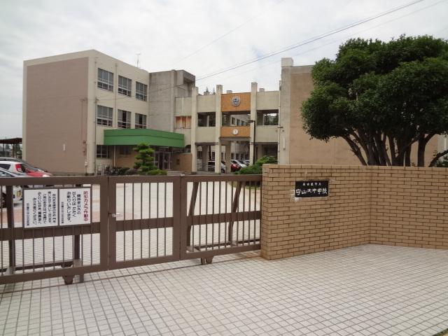 Junior high school. 1283m to Nagoya Municipal Moriyamakita junior high school