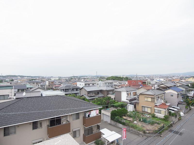 View photos from the dwelling unit. View from the site (July 2013) Shooting