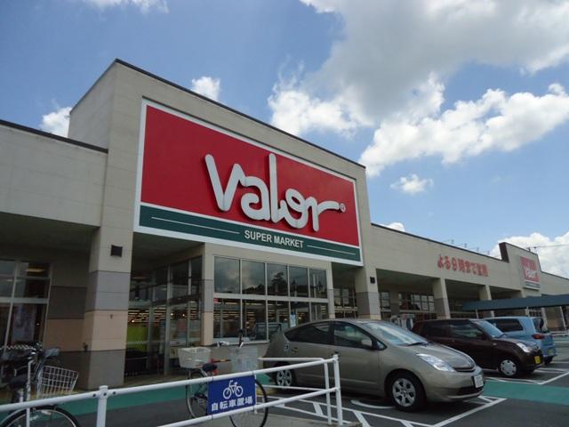 Other. Barrow Kokorozashidan taste shop also convenient (300m)