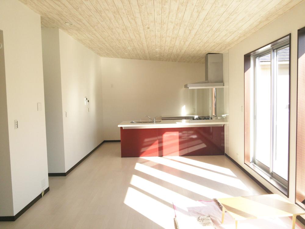 Living. living Spacious 20 Pledge of 2F living With floor heating system