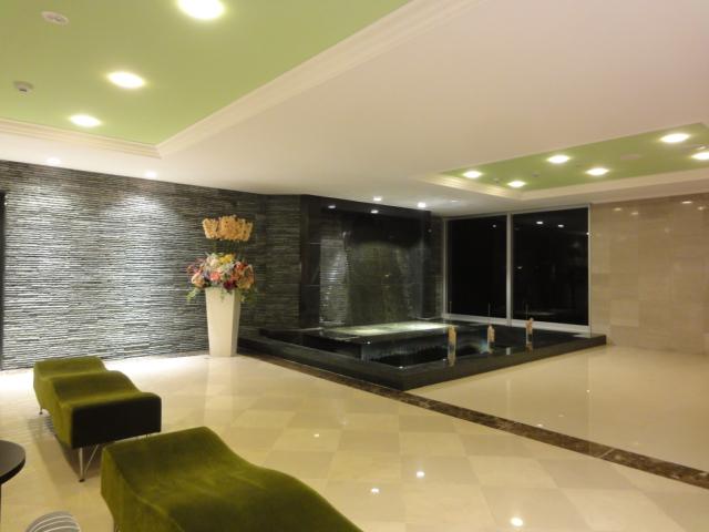 lobby. The space of the room, It also becomes clear in the direction of resident.