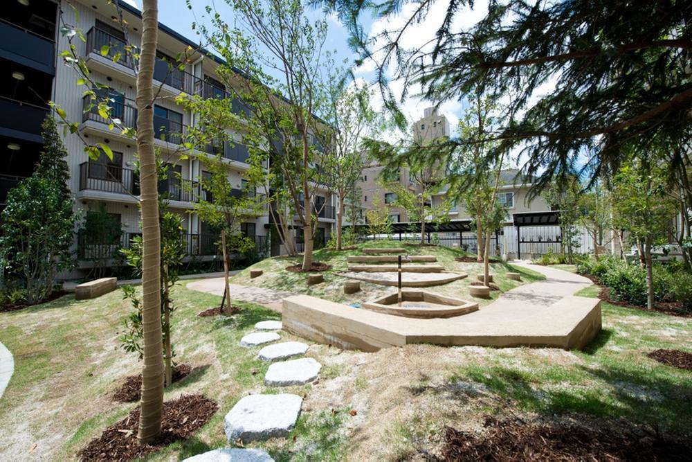 Other. Forest Hay Haven Hyotan'yama is, Carried out in the entire building of the state of the skeleton (skeleton), Residence that matches the living of the modern in the whole renovation, In particular, we propose a livable house is child-rearing households.