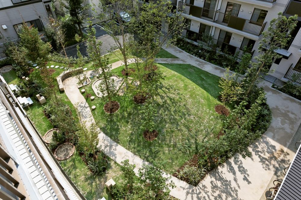 Local appearance photo. Cultivate the garden (August 2013) Shooting