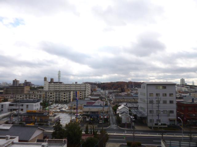 View photos from the dwelling unit. Room view from the site (December 2013) Shooting