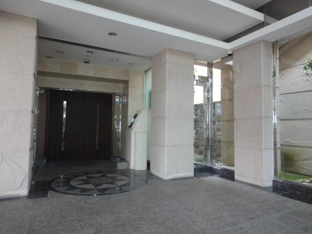 Entrance. Entrance is Hall