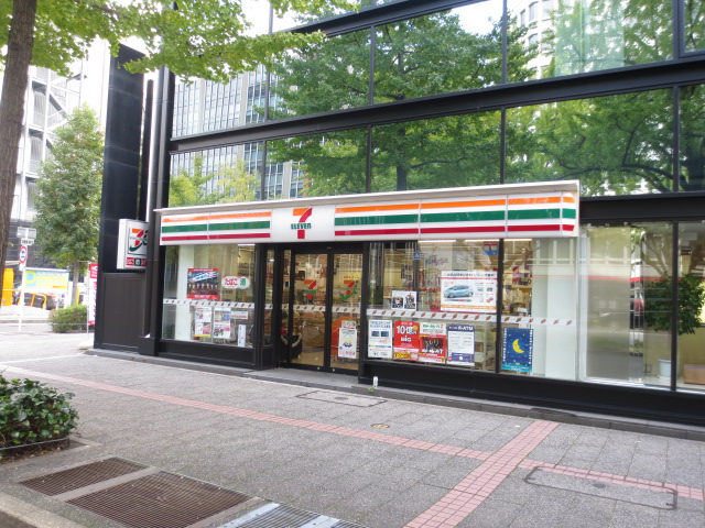 Convenience store. Seven-Eleven Nagoya Sakuradori Nishiki 1-chome to (convenience store) 373m