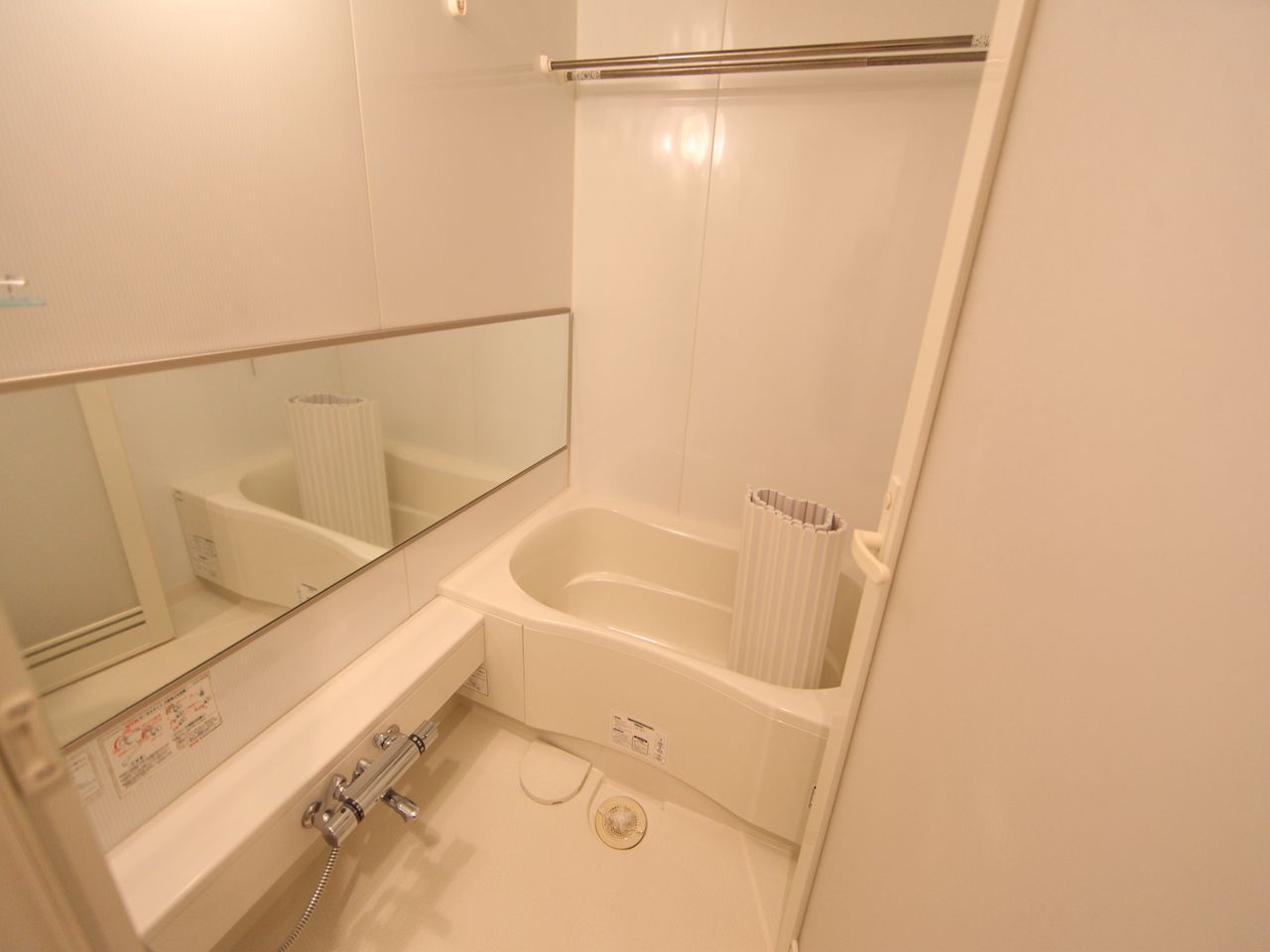 Bath. With reheating Bathroom with heating dryer With mist sauna With window