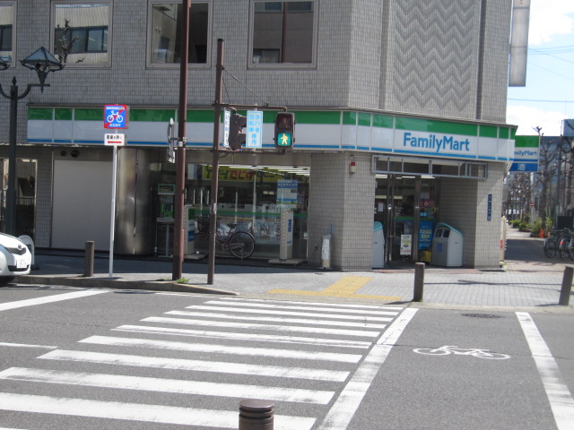 Convenience store. FamilyMart Sakae chome store up (convenience store) 77m